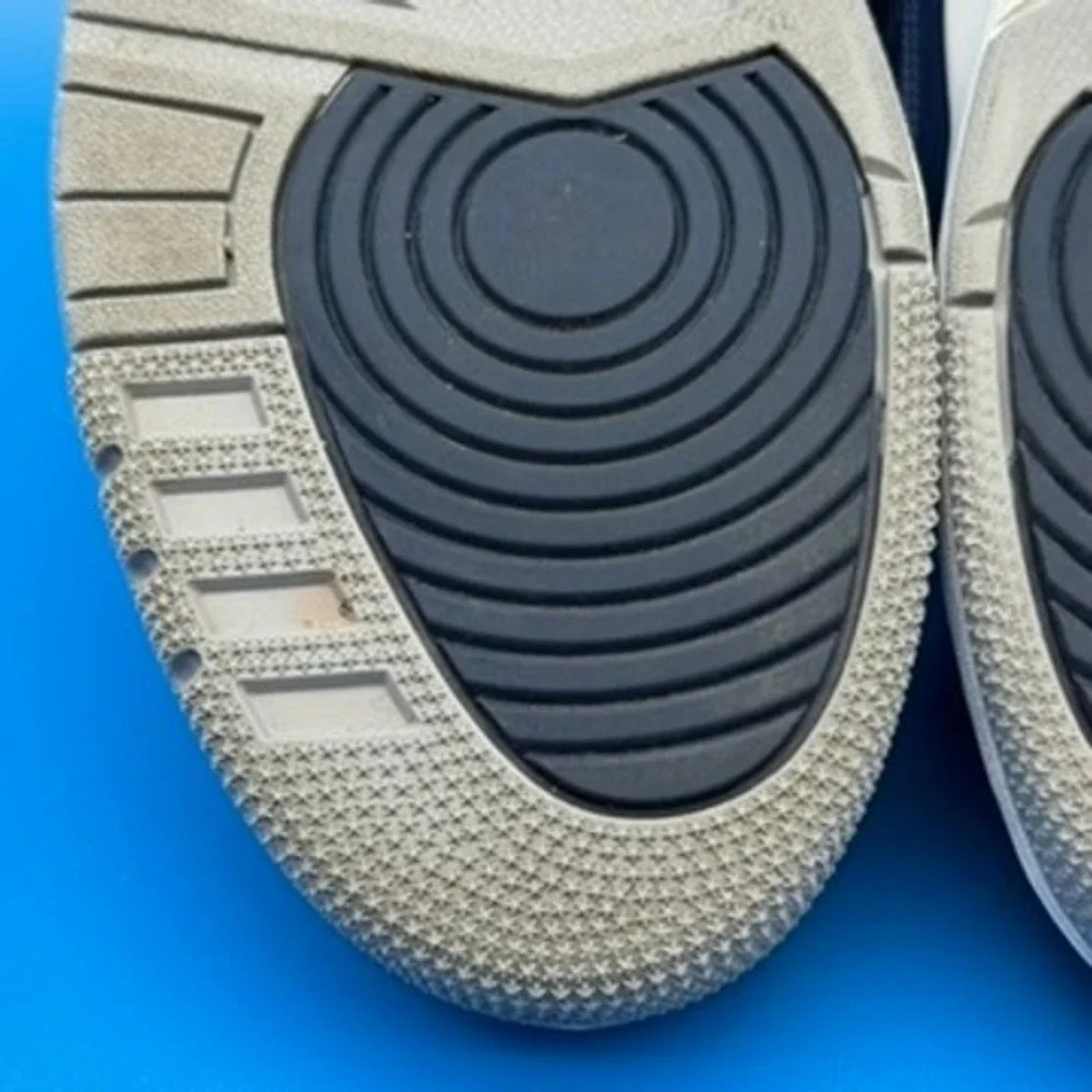 Jordan 3 Retro Midnight‎ Navy Georgetown CT8532-401 Size 10 11.5W VNDS!